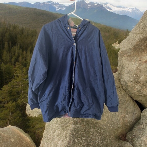 Vintage Emerald Club Reversible Full Snap Jacket Unisex One Size Fits All - Picture 3 of 9